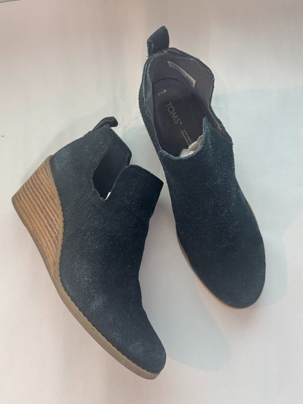 Toms Kallie Wedge Bootie Women's Size 9.5 Black Brown Slip Ons Suede Boots - Picture 12 of 13